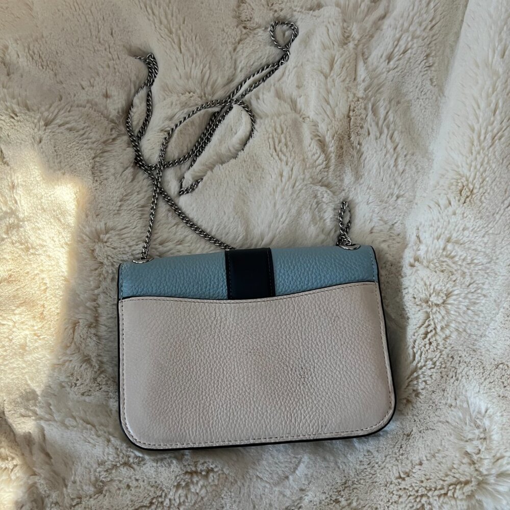 Coach purse - Picture 2 of 3